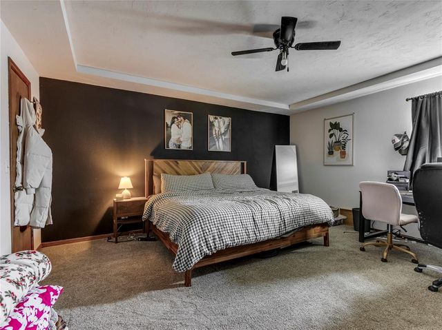 32 Corona Drive, Oklahoma City, OK 73149