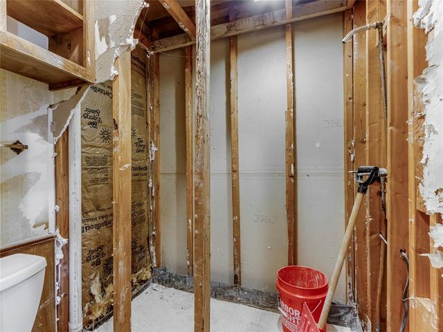 32 Corona Drive, Oklahoma City, OK 73149