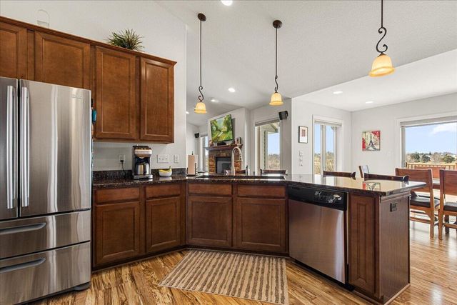 65 Rushmore LANE, Hartford, WI 53027