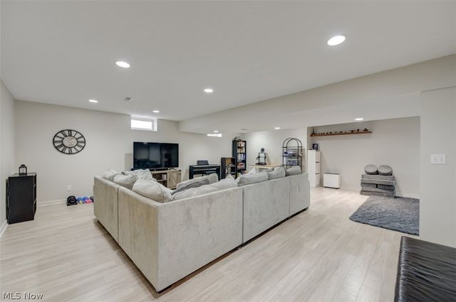 1615 Clemson Drive, Brunswick, OH 44212