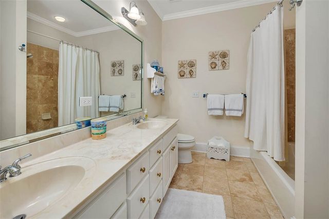 4 Palm Villas Court, St Simons Island, GA 31522