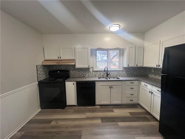 12117 E 47th Terrace, Independence, MO 64055