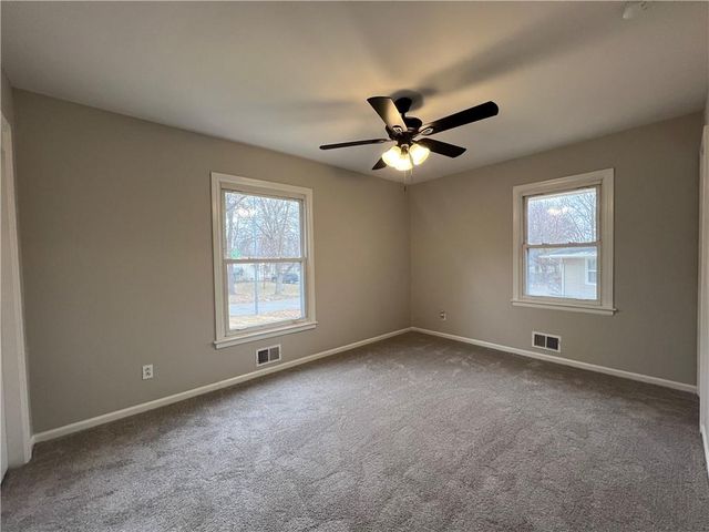 12117 E 47th Terrace, Independence, MO 64055