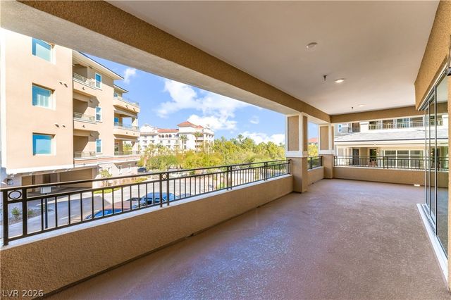 9132 Las Manaitas Avenue 202, Las Vegas, NV 89144