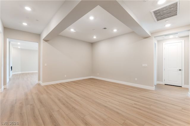 9132 Las Manaitas Avenue 202, Las Vegas, NV 89144