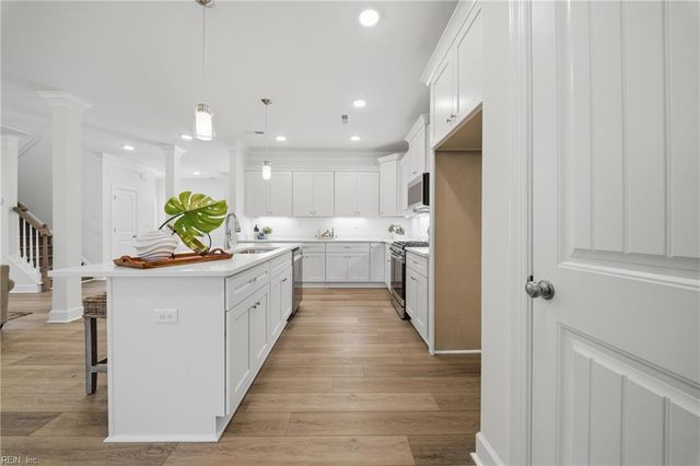 128 Blake Rd, Norfolk, VA 23505