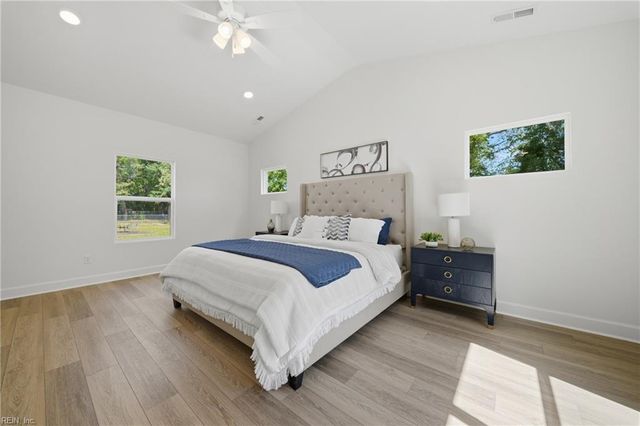 128 Blake Rd, Norfolk, VA 23505