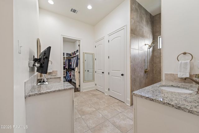 805 Waterview Road, Youngsville, LA 70592