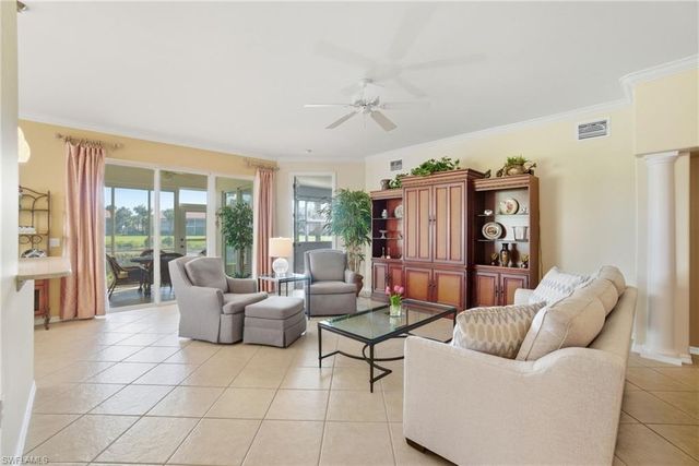 3904 Forest Glen BLVD 7-101, Naples, FL 34114