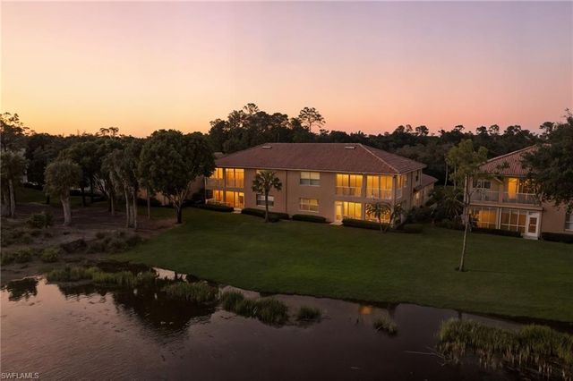 3904 Forest Glen BLVD 7-101, Naples, FL 34114