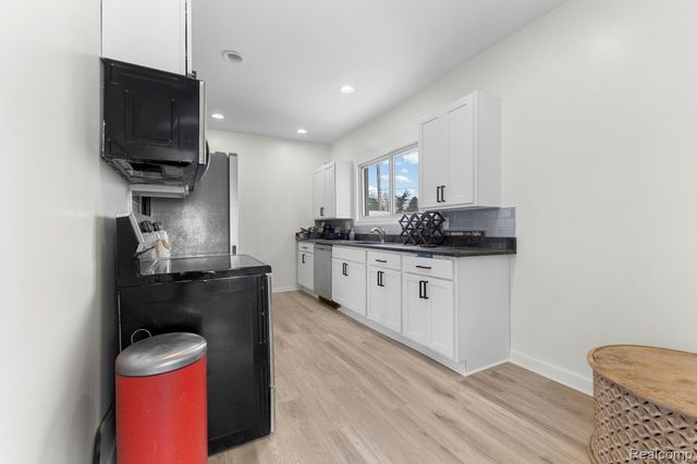 1936 Atkinson Street, Detroit, MI 48206