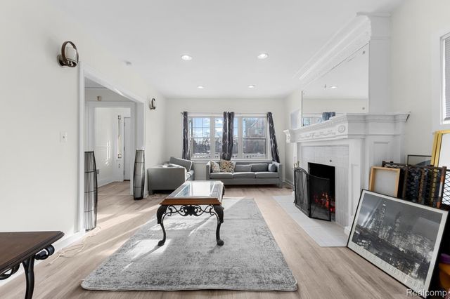 1936 Atkinson Street, Detroit, MI 48206