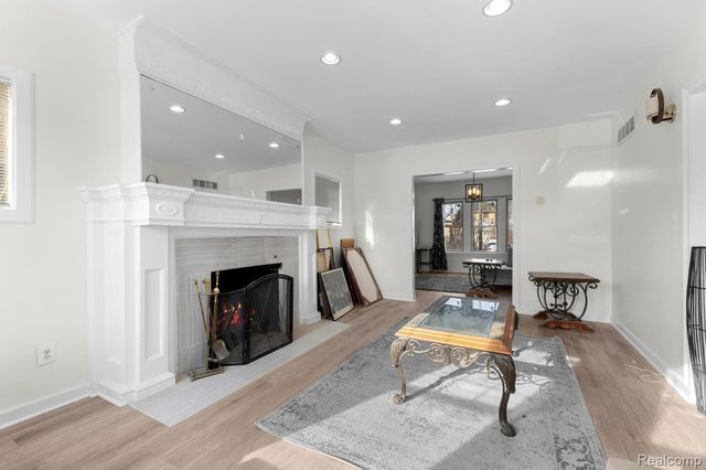 1936 Atkinson Street, Detroit, MI 48206