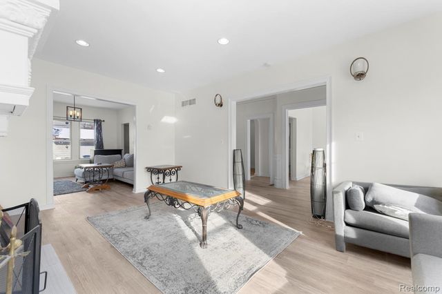 1936 Atkinson Street, Detroit, MI 48206