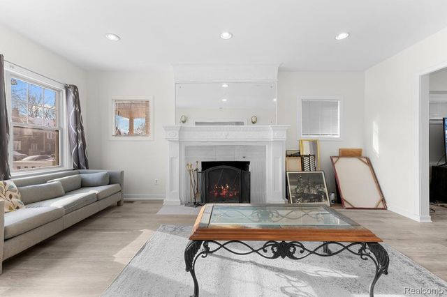 1936 Atkinson Street, Detroit, MI 48206