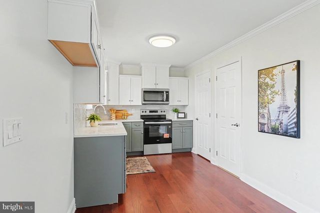 55 BURBERRY LN, Mount Wolf, PA 17347