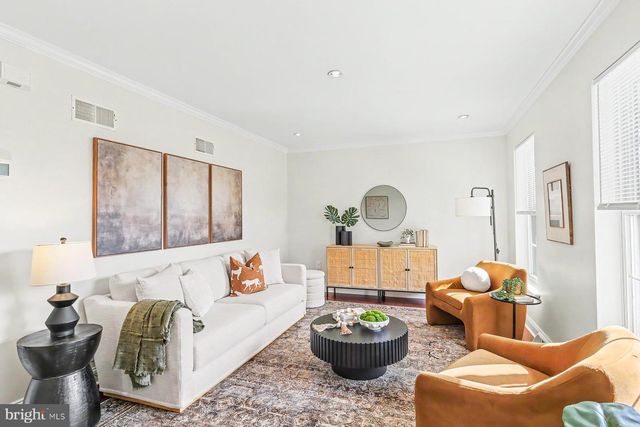 55 BURBERRY LN, Mount Wolf, PA 17347