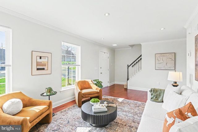 55 BURBERRY LN, Mount Wolf, PA 17347