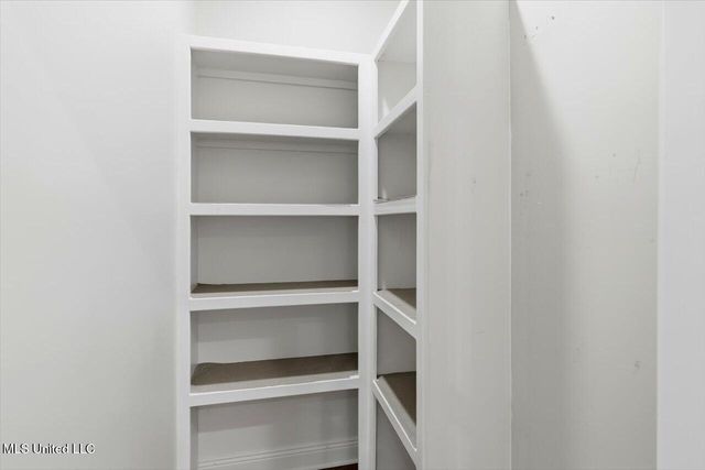 1020 Sweetwater Cove, Pearl, MS 39208