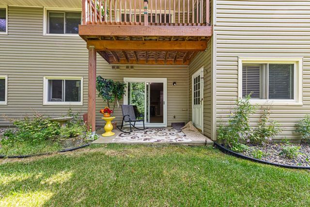 18450 Creeks Bend Drive, Minnetonka, MN 55345