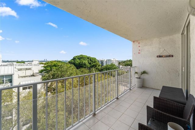 650 NE 64th St GPH4, Miami, FL 33138