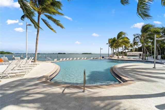 650 NE 64th St GPH4, Miami, FL 33138