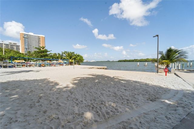 650 NE 64th St GPH4, Miami, FL 33138