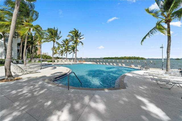 650 NE 64th St GPH4, Miami, FL 33138