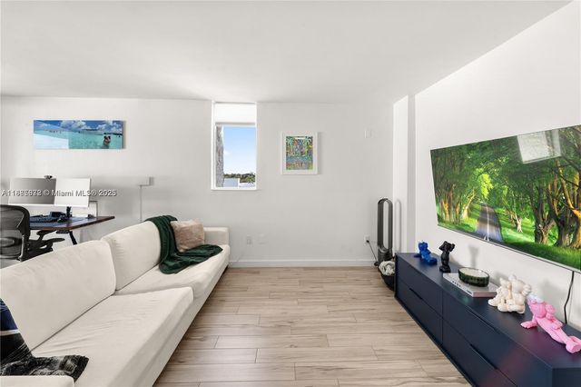 650 NE 64th St GPH4, Miami, FL 33138