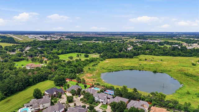 18726 Scoresby Manor Drive, Spring, TX 77379