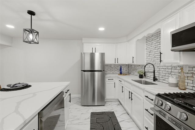 146 S 17th St, South Side, PA 15203