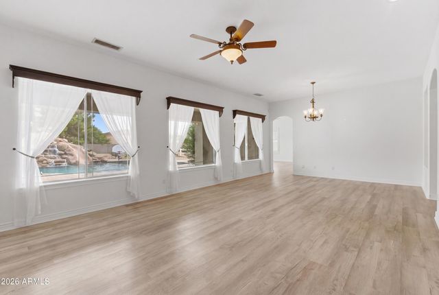 2695 E COUNTRY SHADOWS Court, Gilbert, AZ 85298