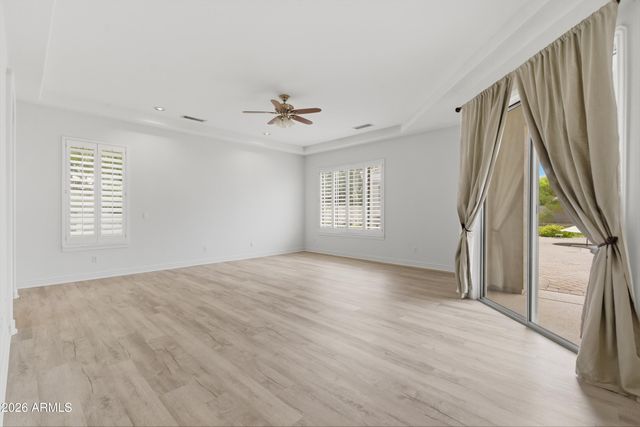 2695 E COUNTRY SHADOWS Court, Gilbert, AZ 85298