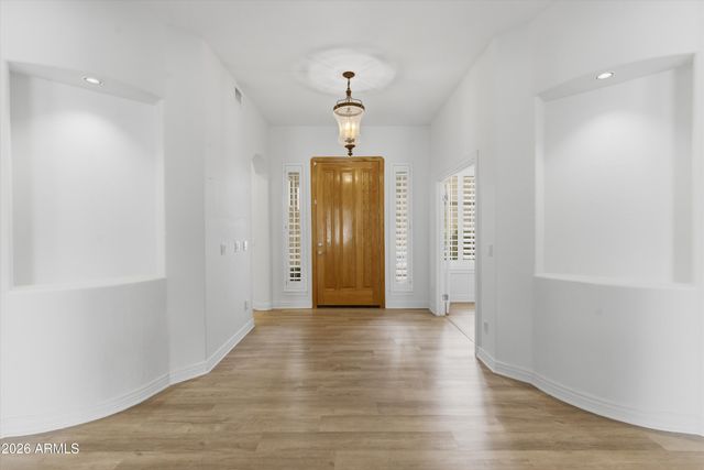 2695 E COUNTRY SHADOWS Court, Gilbert, AZ 85298