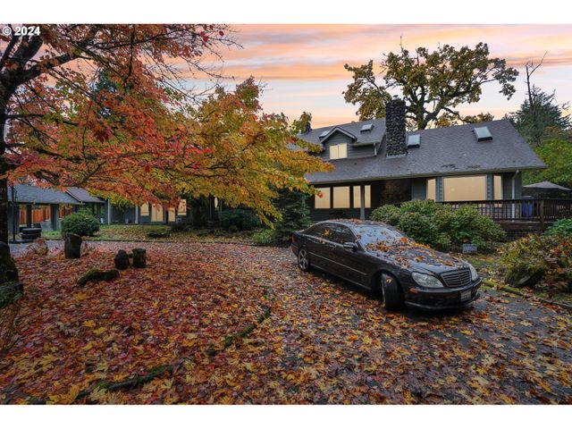 3904 Ne STOUGHTON Rd, La Center, WA 98629