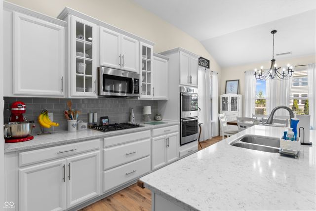 2084 Mobley Drive, Westfield, IN 46074