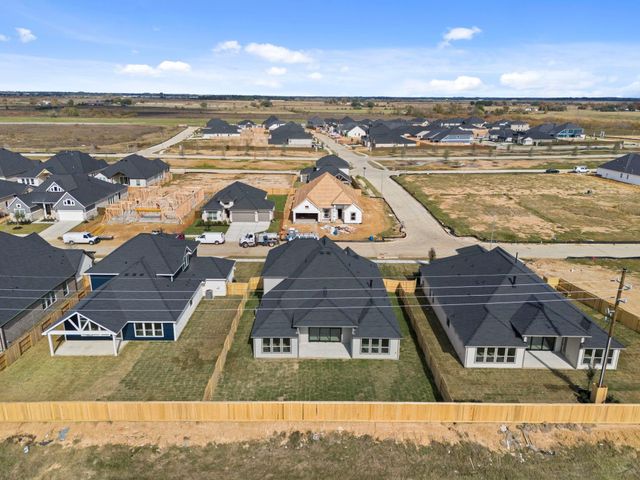 648 Cross Timbers Trace, Waller, TX 77484