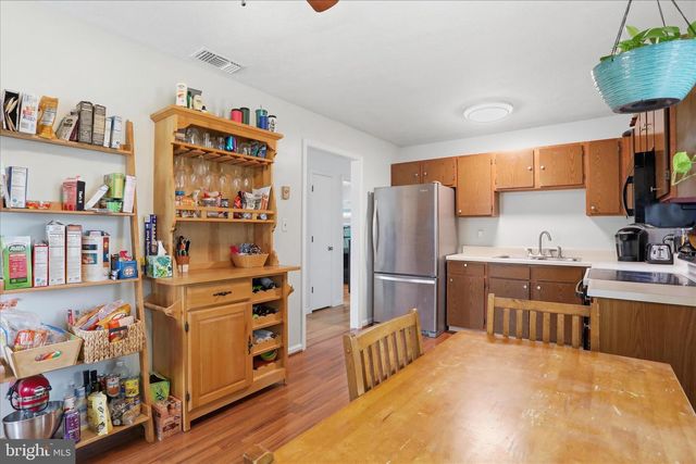 106 LAKEVIEW CT, Stephens City, VA 22655