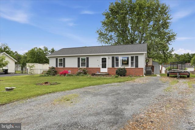106 LAKEVIEW CT, Stephens City, VA 22655
