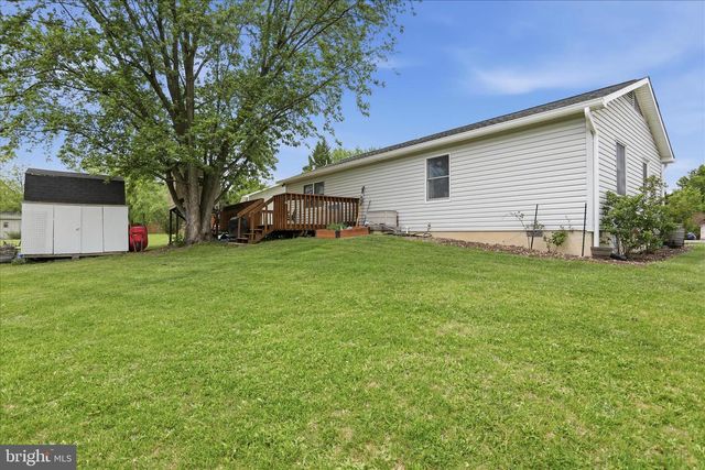 106 LAKEVIEW CT, Stephens City, VA 22655