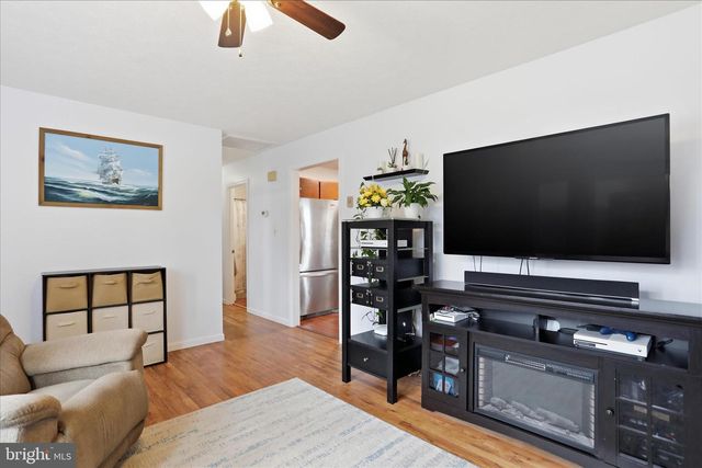 106 LAKEVIEW CT, Stephens City, VA 22655
