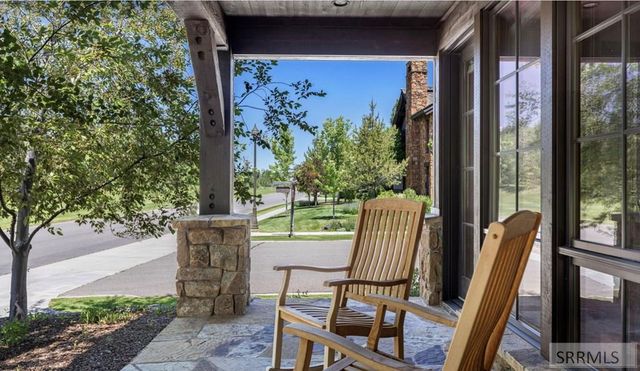 377 Woodland Star, Driggs, ID 83422