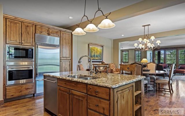 377 Woodland Star, Driggs, ID 83422