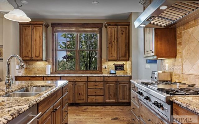 377 Woodland Star, Driggs, ID 83422