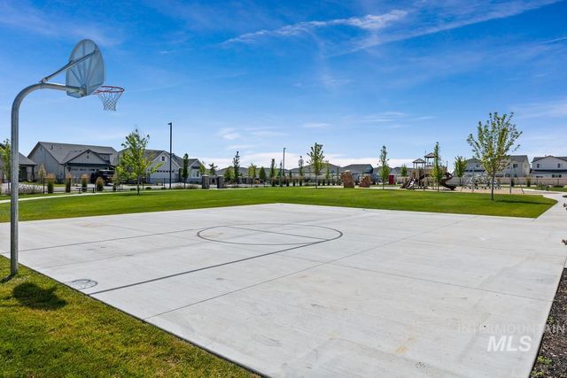 212 W Radiant Ridge Drive, Meridian, ID 83642