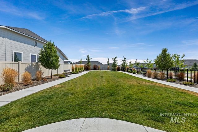 212 W Radiant Ridge Drive, Meridian, ID 83642
