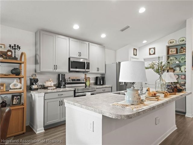 1220 Ridge Drive, Avon Park, FL 33825