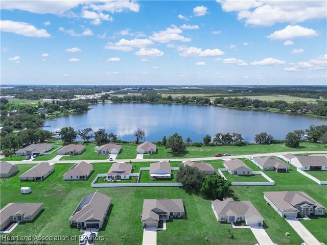 1220 Ridge Drive, Avon Park, FL 33825