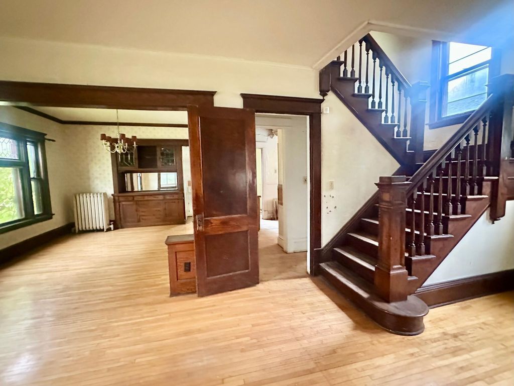 3644 Clinton Avenue, Minneapolis, MN 55409