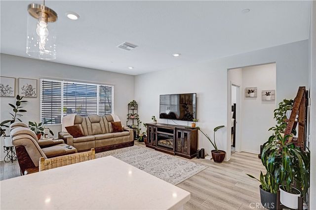 19898 Cara Cara, Riverside, CA 92507